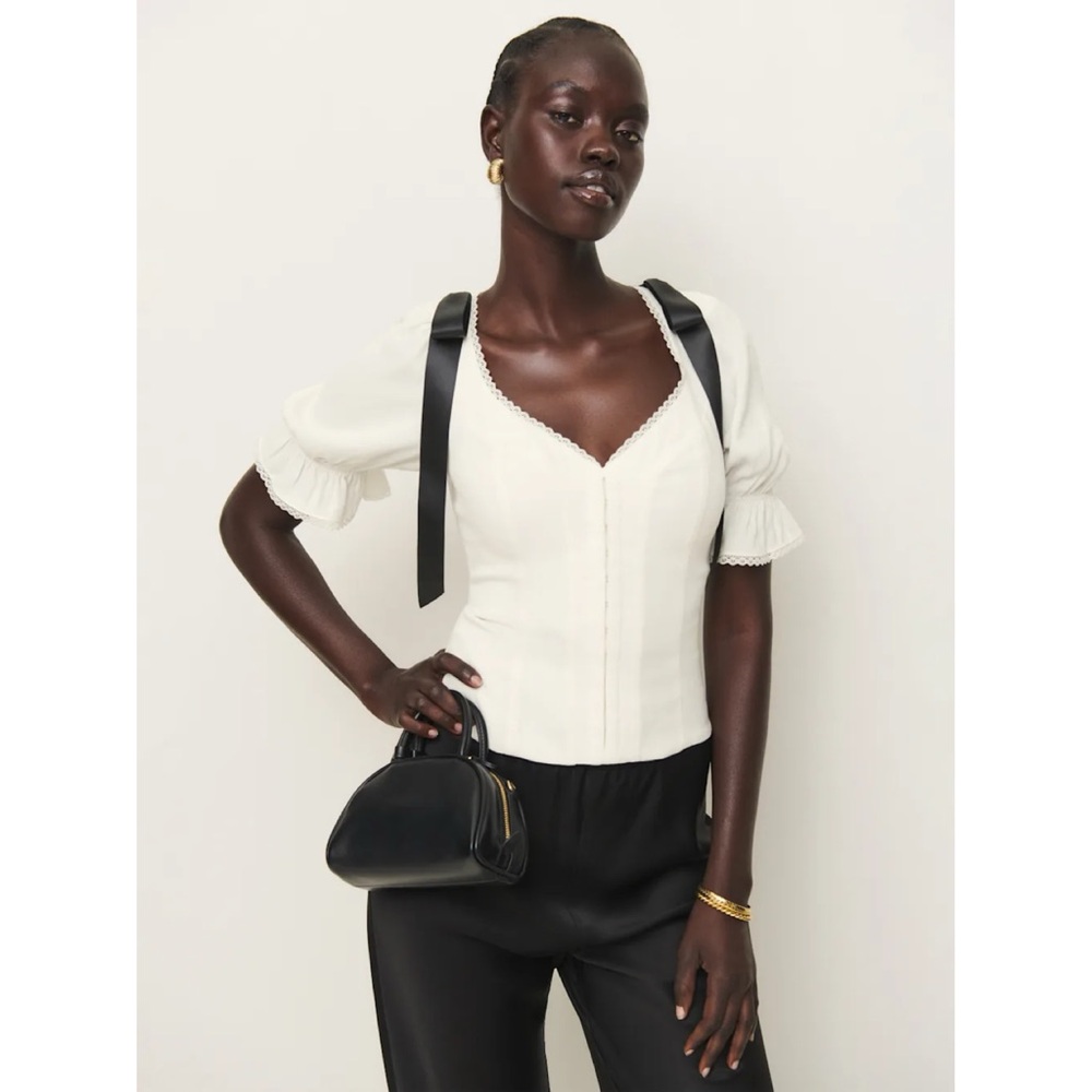 Reformation “Inara” Bow Top!! Sz 8!!